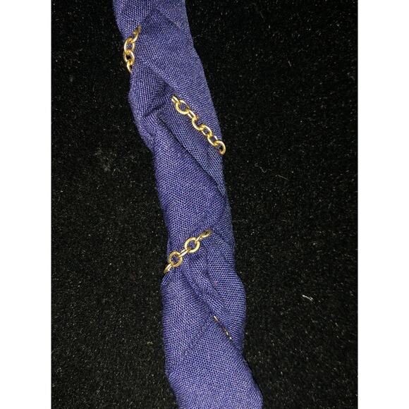 CHLOE + ISABEL boho statement necklace with floral medallion - N081 - Picture 4 of 5